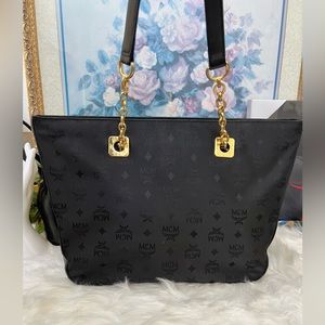 ⭐️MCM Germany in Nylon Zipper Tote with Gold Chain/Leather Strap